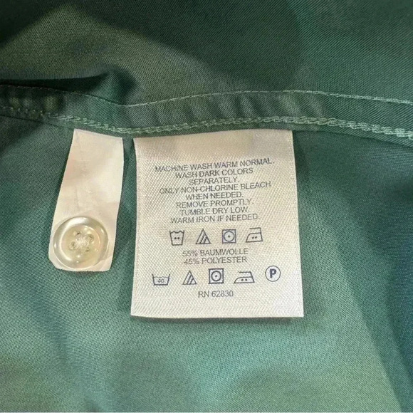 Lands' End Women Size 10 Wrinkle-Free Broadcloth Long Sleeve Button Down Shirt. - Picture 9 of 10